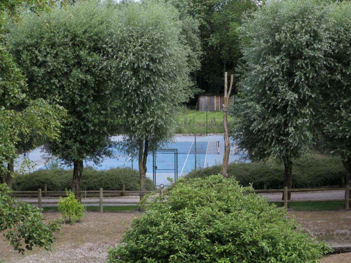 Cosy Flat With Pool In Quend Plage Les Pins Exterior photo